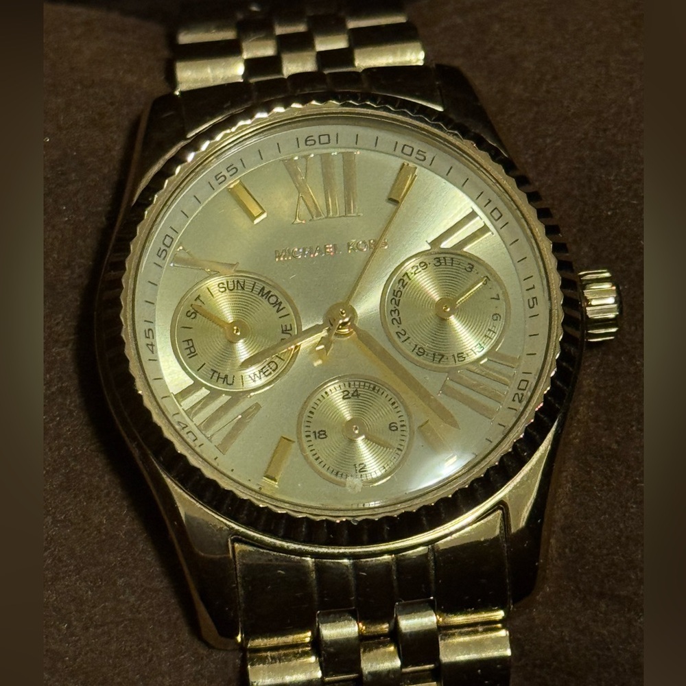 Michael Kors Women’s Rose Gold Chronograph Watch – With Box